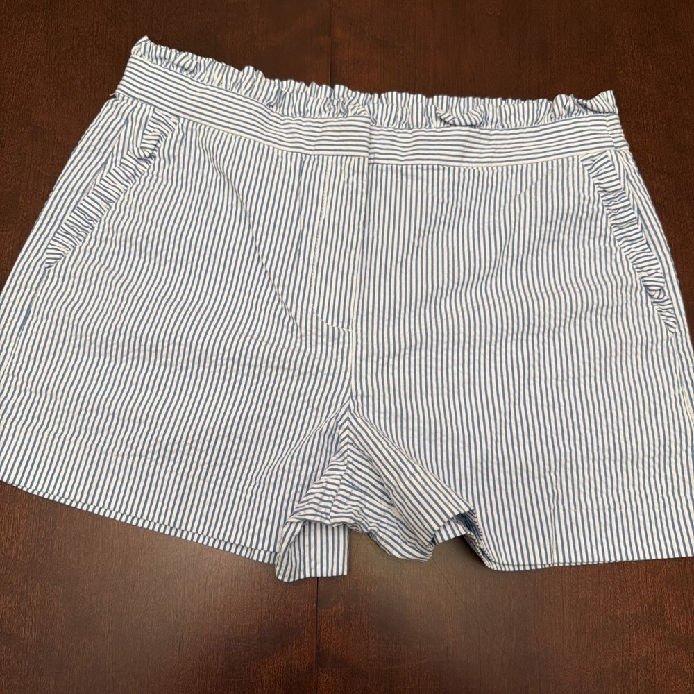 J.Crew Seersucker Sz 6 Ruffle Shorts Coastal Beach Preppy Resort Picnic